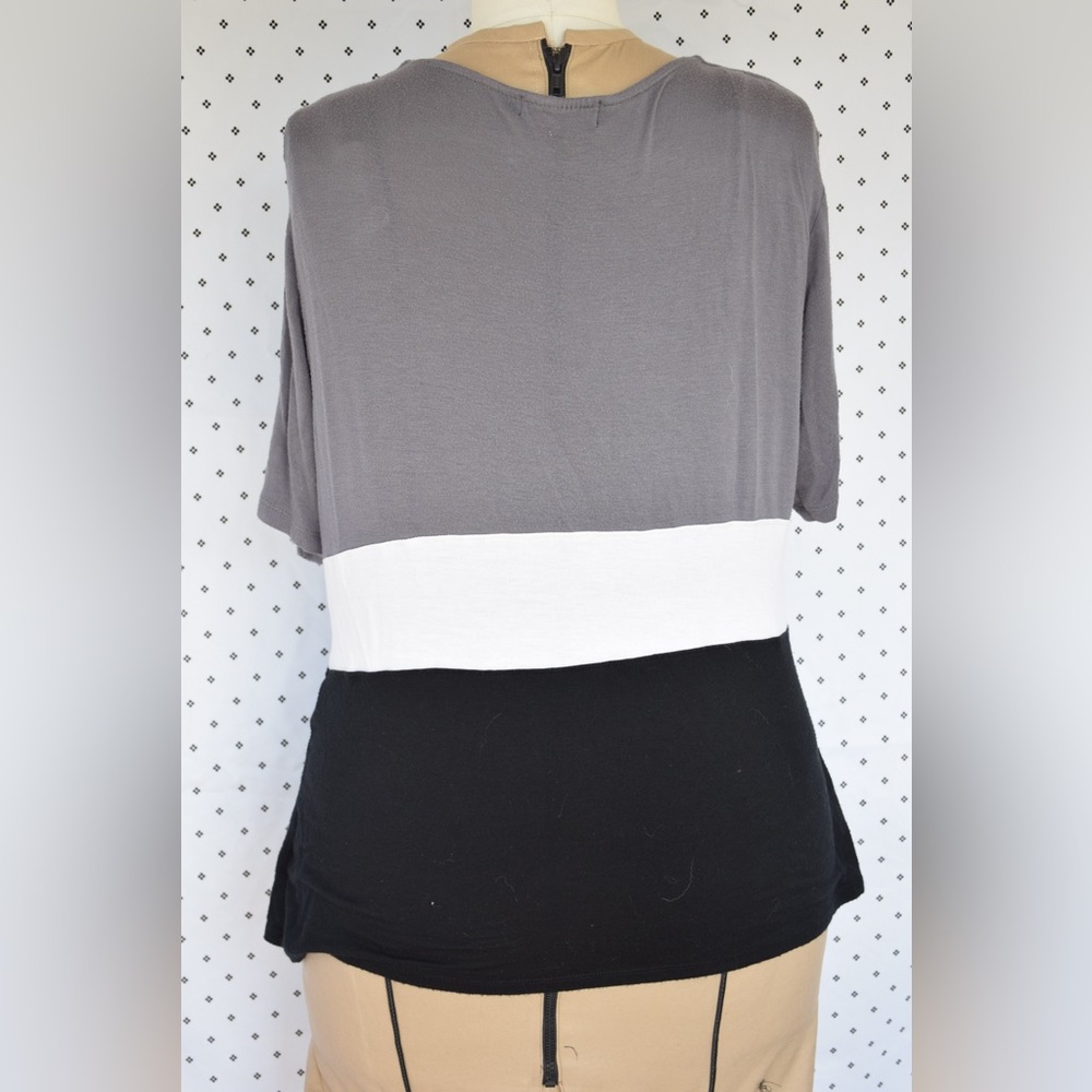 Color block - Picture 2 of 2